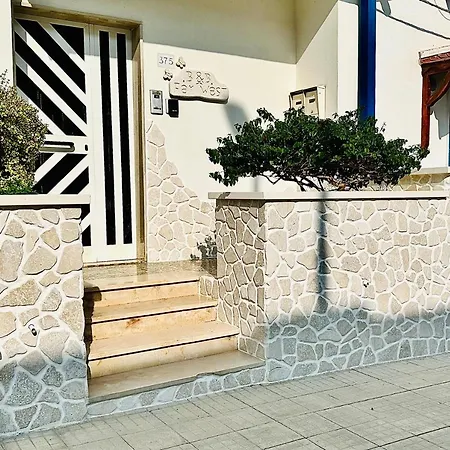 Far West Guest house 3*